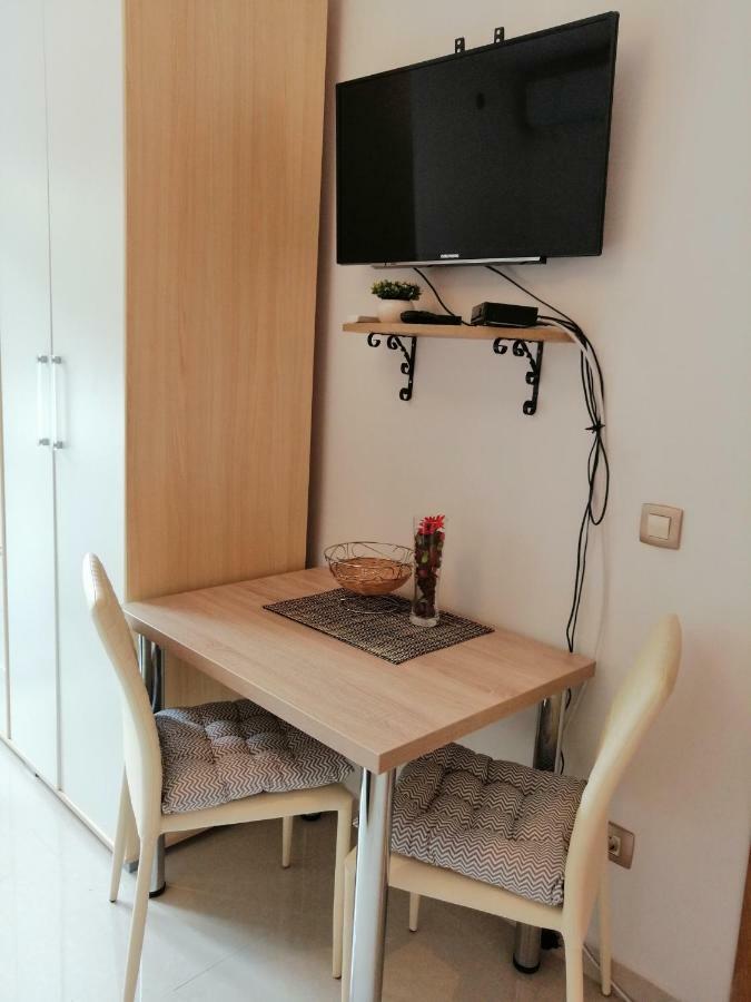 Studio Apartman Irena1 ビエラ エクステリア 写真