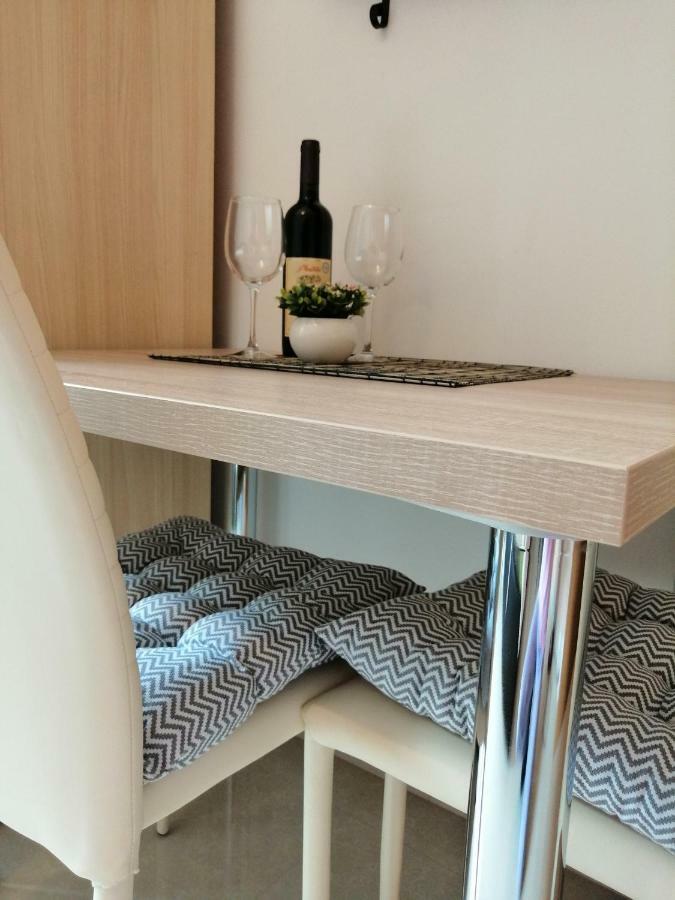 Studio Apartman Irena1 ビエラ エクステリア 写真